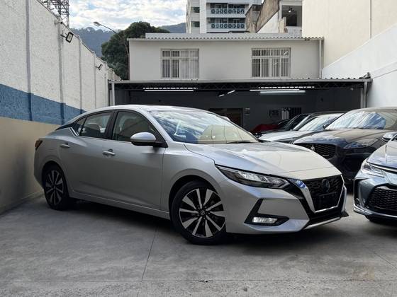 NISSAN SENTRA 2.0 16V GASOLINA EXCLUSIVE XTRONIC NISSAN SENTRA 2.0 16V GASOLINA EXCLUSIVE XTRONIC